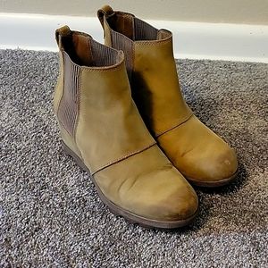 Sorell wedge booties